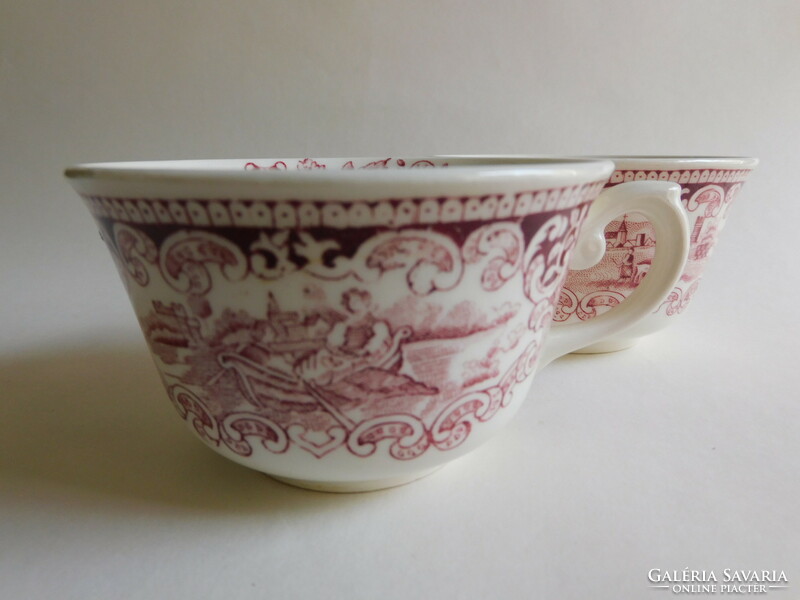 Royal sphinx maastricht 1920 tea cups with old cambridge pattern