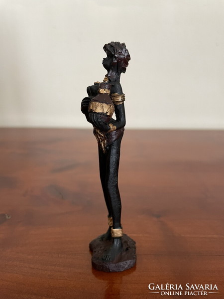 Small African figurine