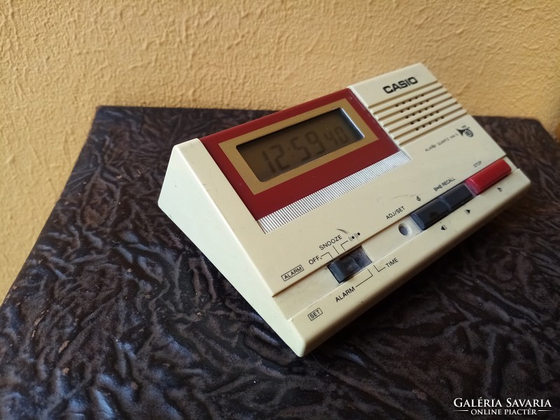 Old rare Japanese table clock. Casio ma-5