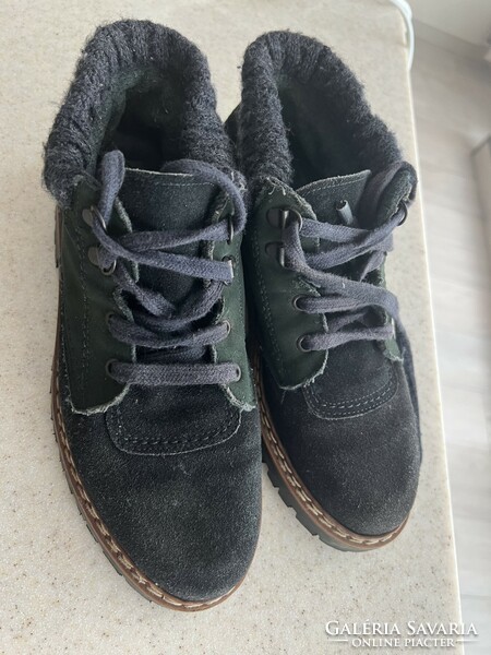 Green ankle shoes/boots size 38