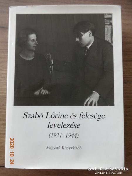 Correspondence between Lőrinc Szabó and his wife (1921-1944)