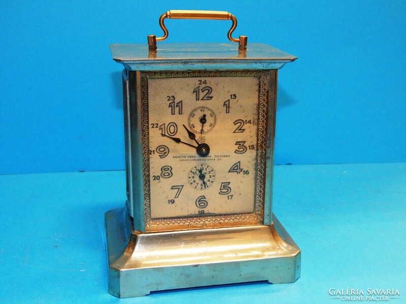 Also video - reliably working, well-maintained clock with winding key