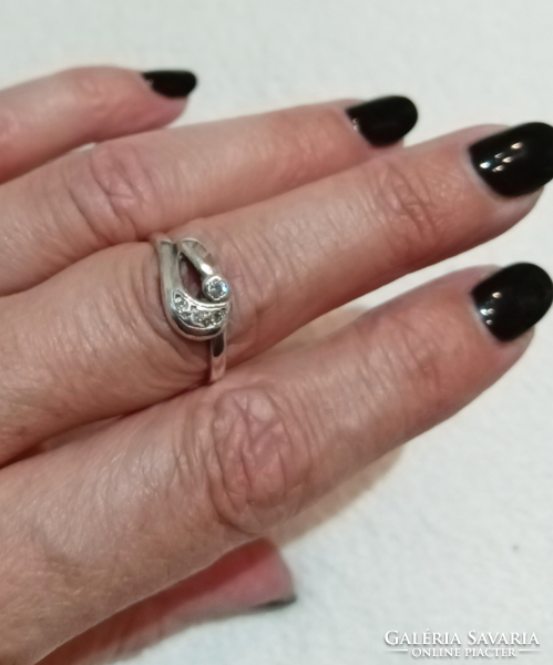 Szép köves ezüst gyűrű