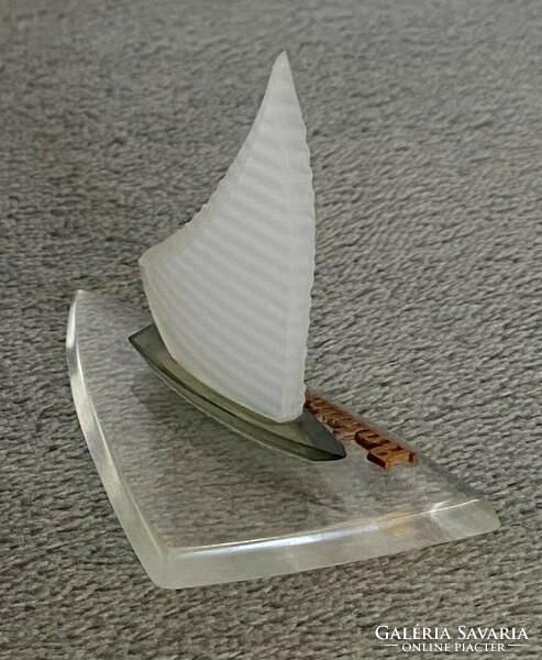 Retro Balaton souvenir plexiglass sailing yacht