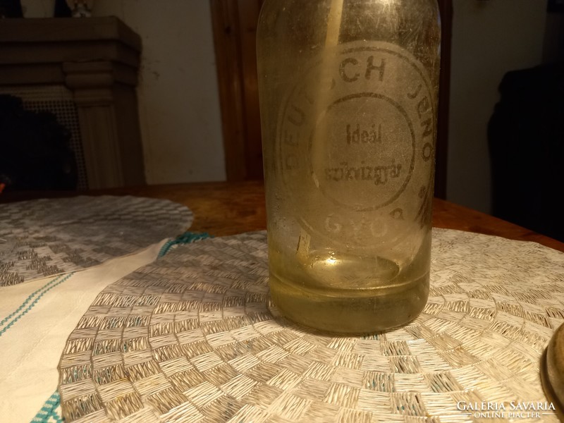 Soda bottle deutsch Jenő Győr