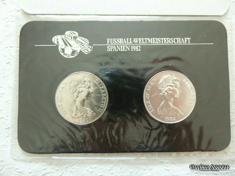 England 1 crown 1982 blister silver + nickel pair! 01