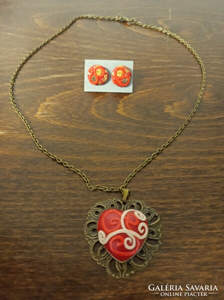 Multi-part, very decorative burnt plastic jewelry set