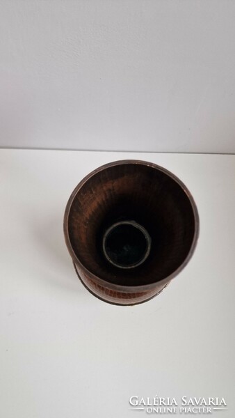Lignifer copper vase