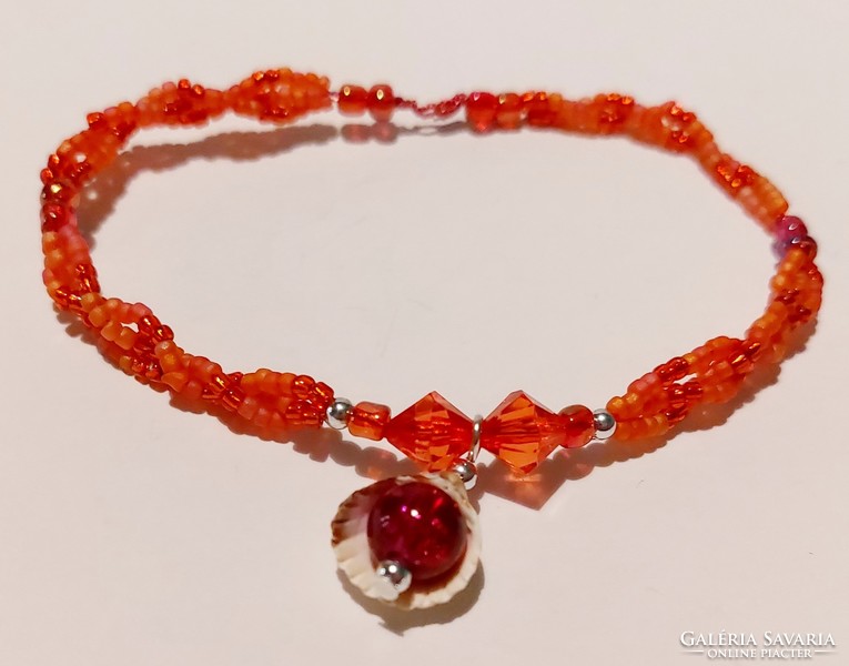 Women's red shell bracelet