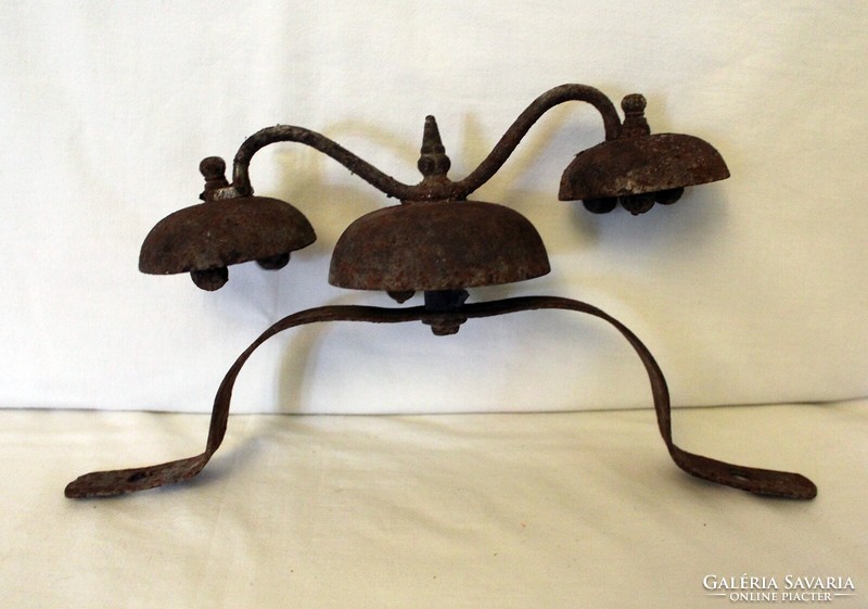 Old sleigh bell