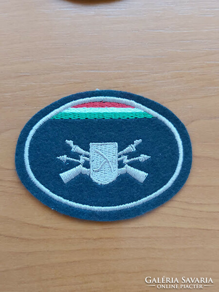 Mh beret cap badge sew on radio electronic #