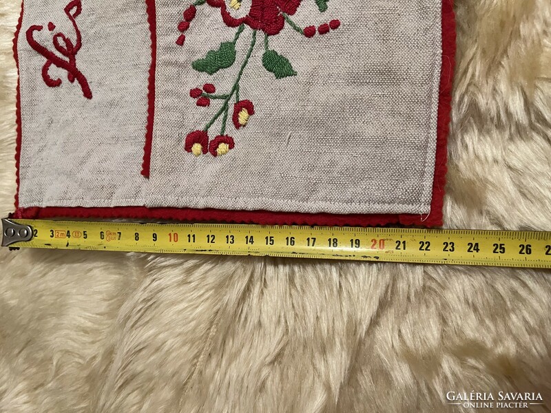 Hand-embroidered folk comb holder made of canvas