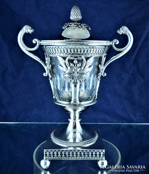 Dazzling, antique silver bonbonier, Paris, ca. 1810!!!