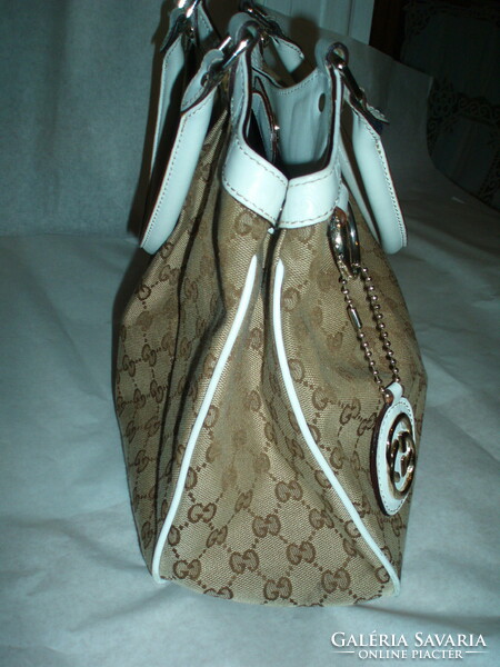 Vintage Gucci handbag