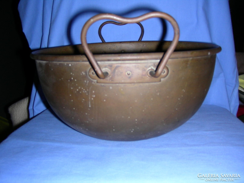 Marked antique 1864 copper foam cauldron 28 cm