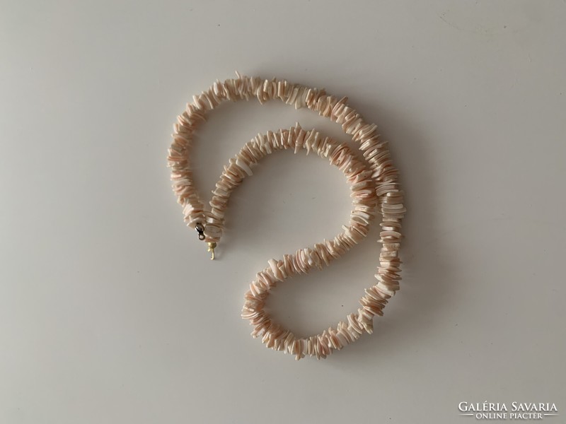 Salmon coral-colored shell necklace string missing the clasp