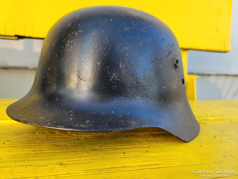 Hungarian helmet