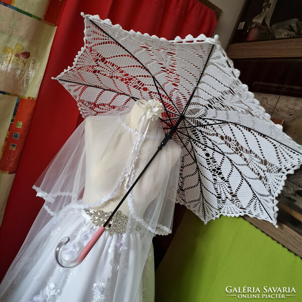 ESKÜVŐ ELE14 - Horgolt hófehér színű leveles mintás menyasszonyi csipke ernyő