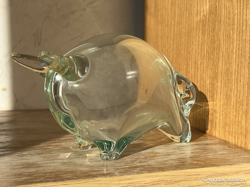 Pale green artisan glass bull sculpture (u0022)