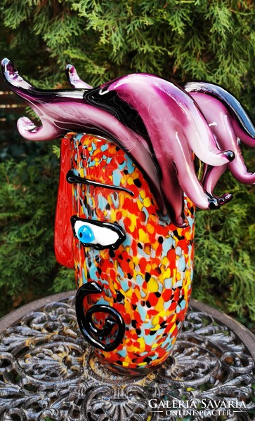 Érdekes muránói műalkotás - vázába rejtett arc :)