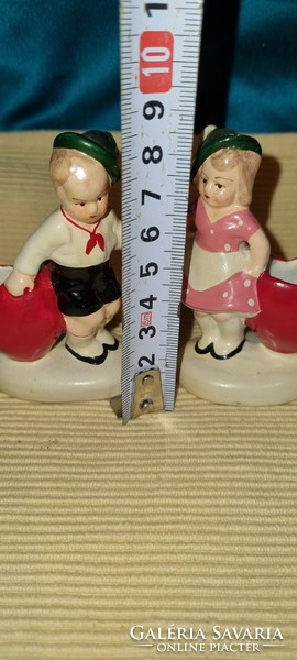 Pair of ceramic heart figurines, small vase