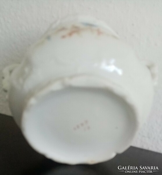 Régi (jelzett) porcelán cukortartó eladó