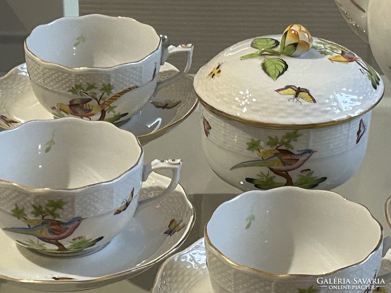 Porcelain tea set with pheasant pattern from Herend