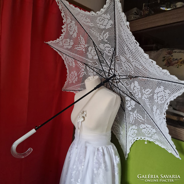 Wedding ele12 - crocheted white bridal lace parasol
