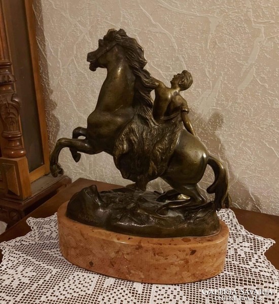 Antique fabulous bronze equestrian statue signed Cluj!
