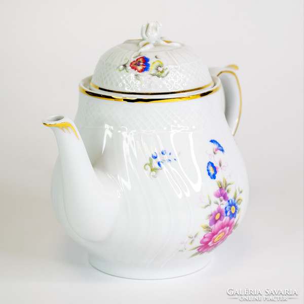 Jug with Raven House morning glory pattern