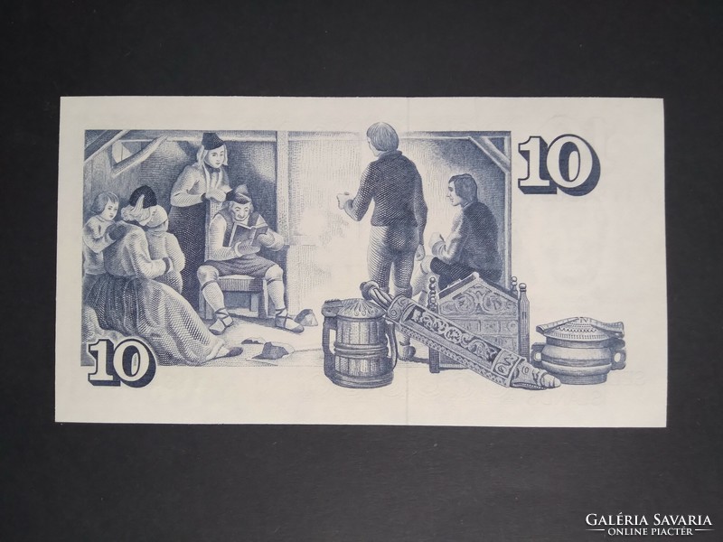 Iceland 10 kronur 1961 oz