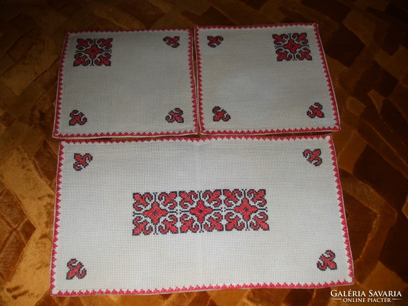 3 Beautiful, white embroidered congre cross-stitch tablecloths, unused, 2 square and 1 rectangular