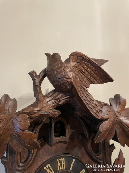 Nicely carved cuckoo clock (large size)