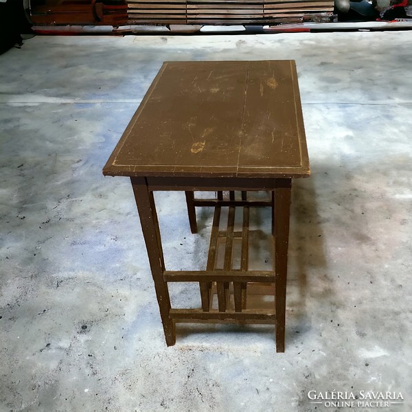 Retro, vintage asztal