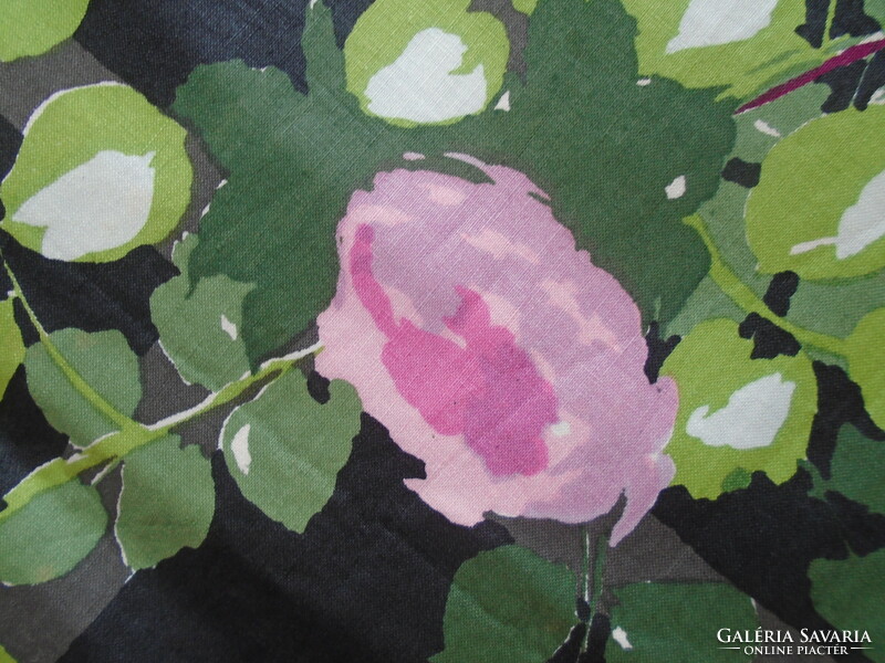 Pink, leafy new beautiful French cotton material 90 x 130 cm.