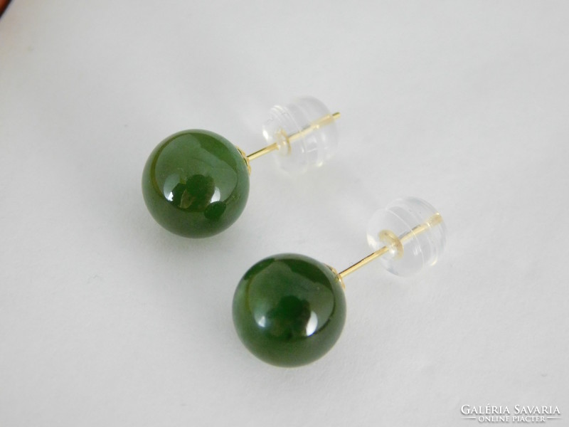 18K gold jade earrings