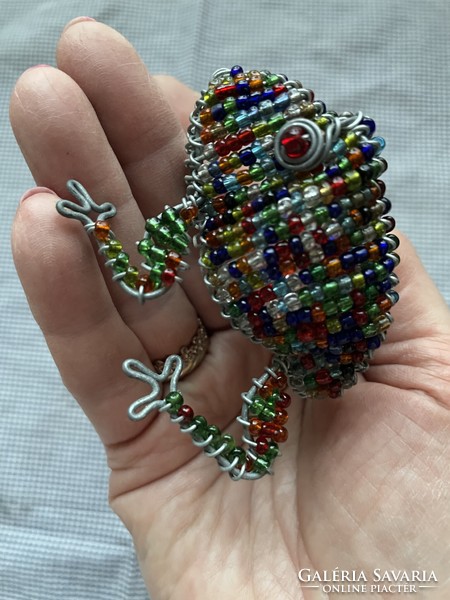 Handmade pearl frog