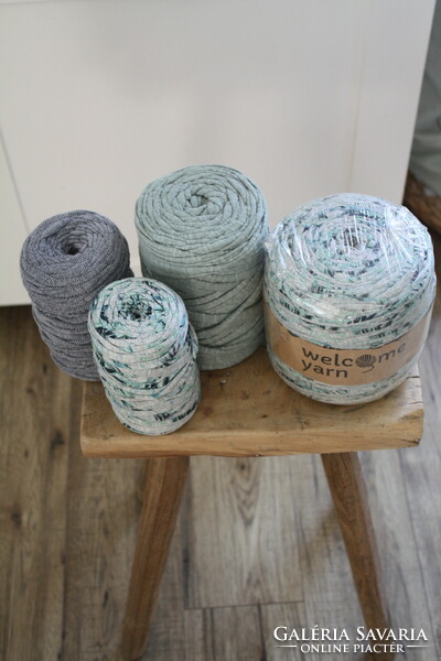 Recycled cotton T-shirt yarn - new, flawless