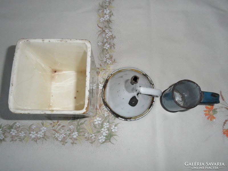 Old enamel measuring cup, funnel, spice rack (3 pcs.)