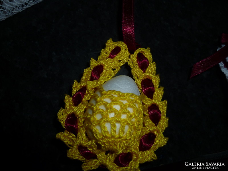 Crocheted egg 6cm