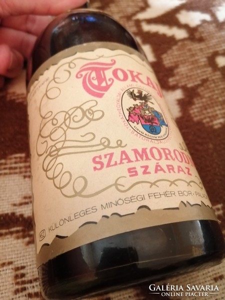 Tokaji Szamorodni.1977. 0 5 l. Száraz minőségi bor. Olvass el!