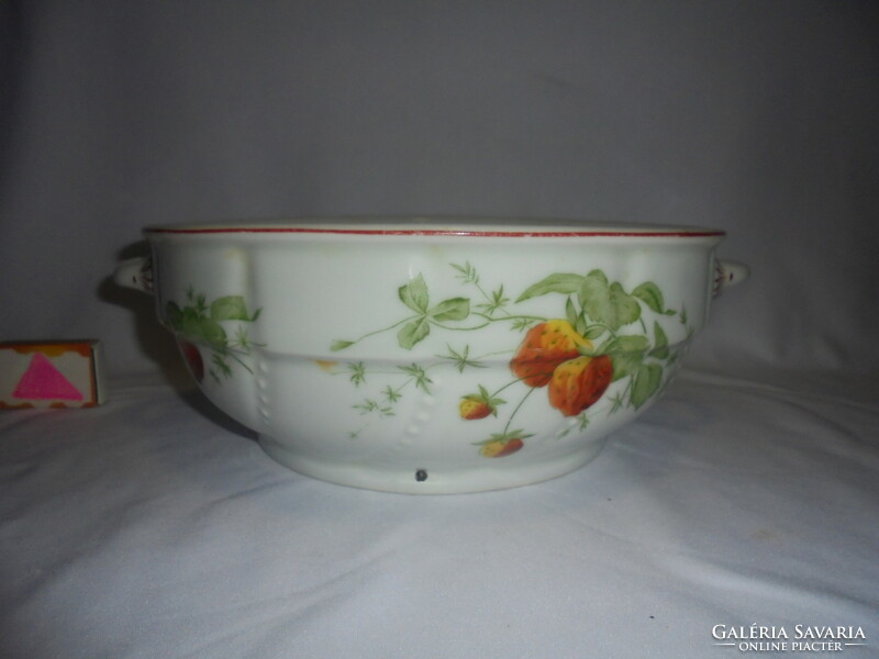 Antique strawberry, strawberry, beaded porcelain wall plate, bowl with ears, coma bowl