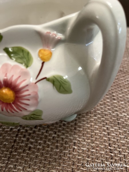 Embossed flower-patterned, three-eared porcelain bowl in perfect condition!