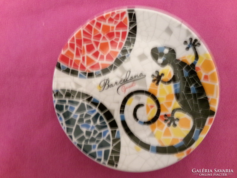 Wall plate mini porcelain Spanish Barcelona Gaudi gecko 10x1.5cm