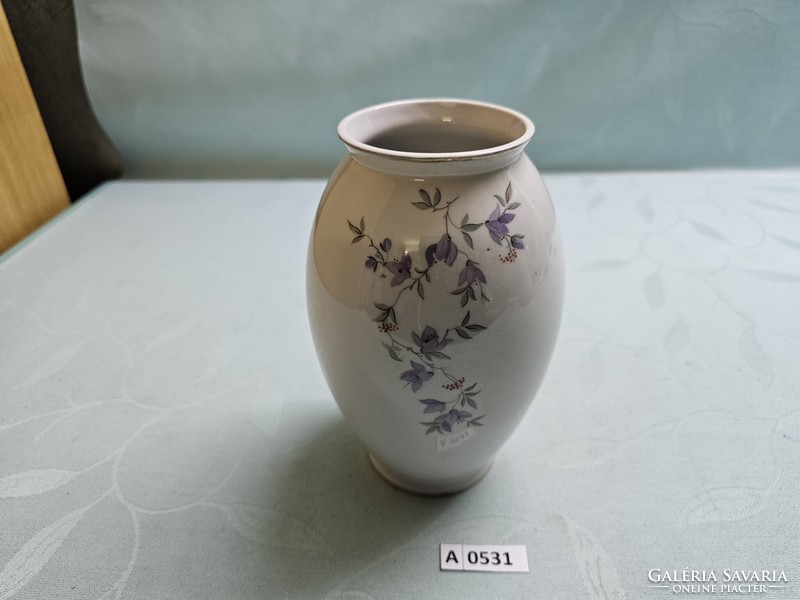 A0531 Kőbányai Porcelángyár virág mintás váza