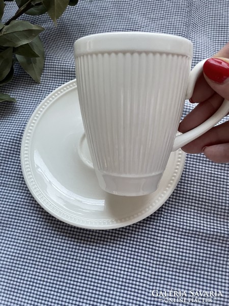 Wedgwood windsor tall mug with ribbed walls, clean lines, cream color