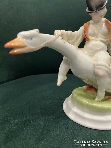 Herendi Lúdas Matyi porcelán figura 20/26cm.Hibátlan állapot!