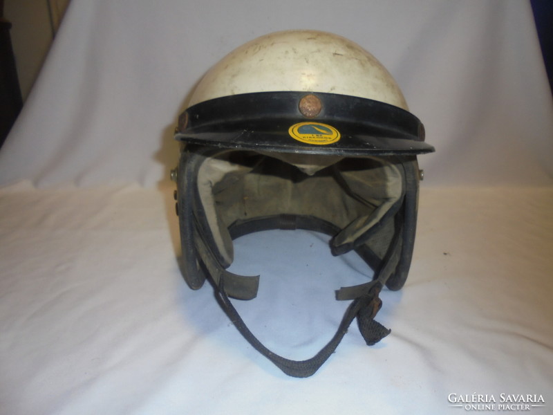 Old crash helmet - small-skinned 1986