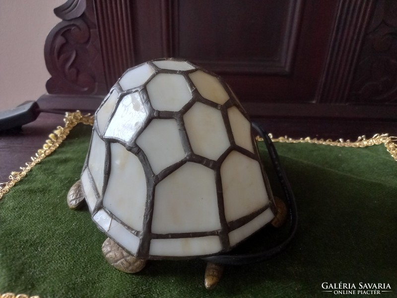 Tiffany lamp in the shape of a turtle