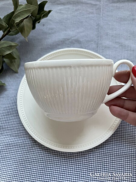 Wedgwood windsor large mug with ribbed walls, clean lines, cream color